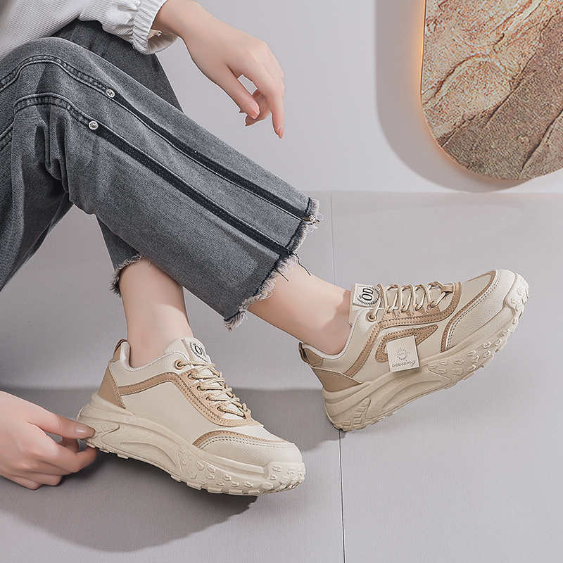 Outdoor Sports Leisure - With Lacing Platformed Black Boot Woman
