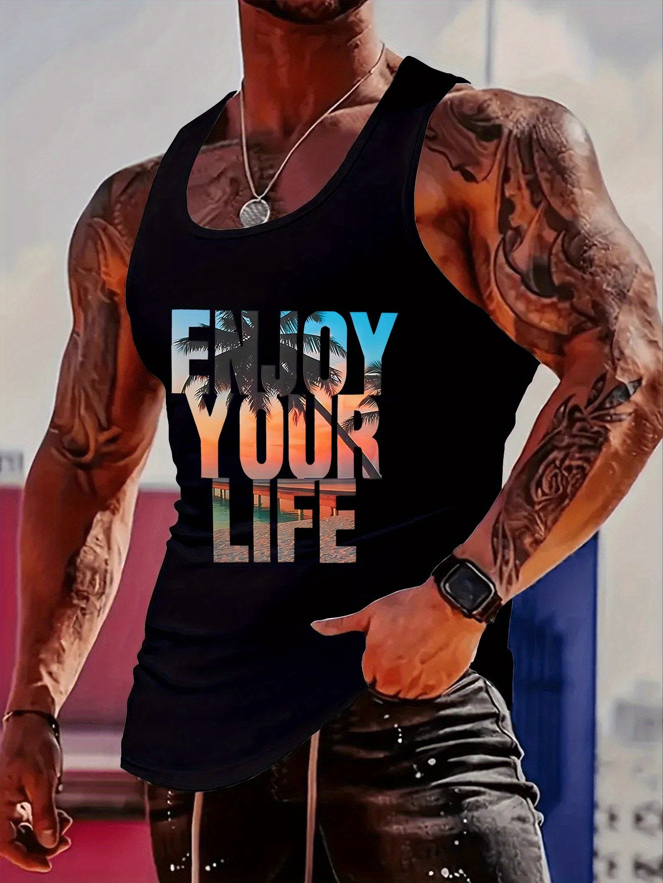 Fashionable trend muscular man - Outdoor Sports recension och pris